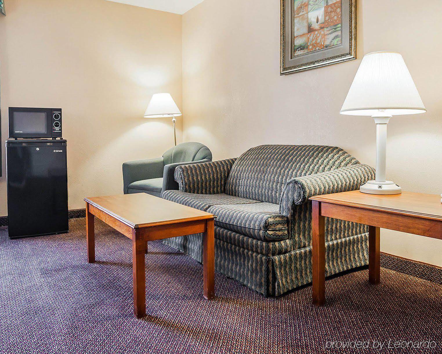 Inn Comfort Near St Louis