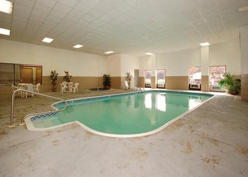 Inn Comfort Near St Louis 2*