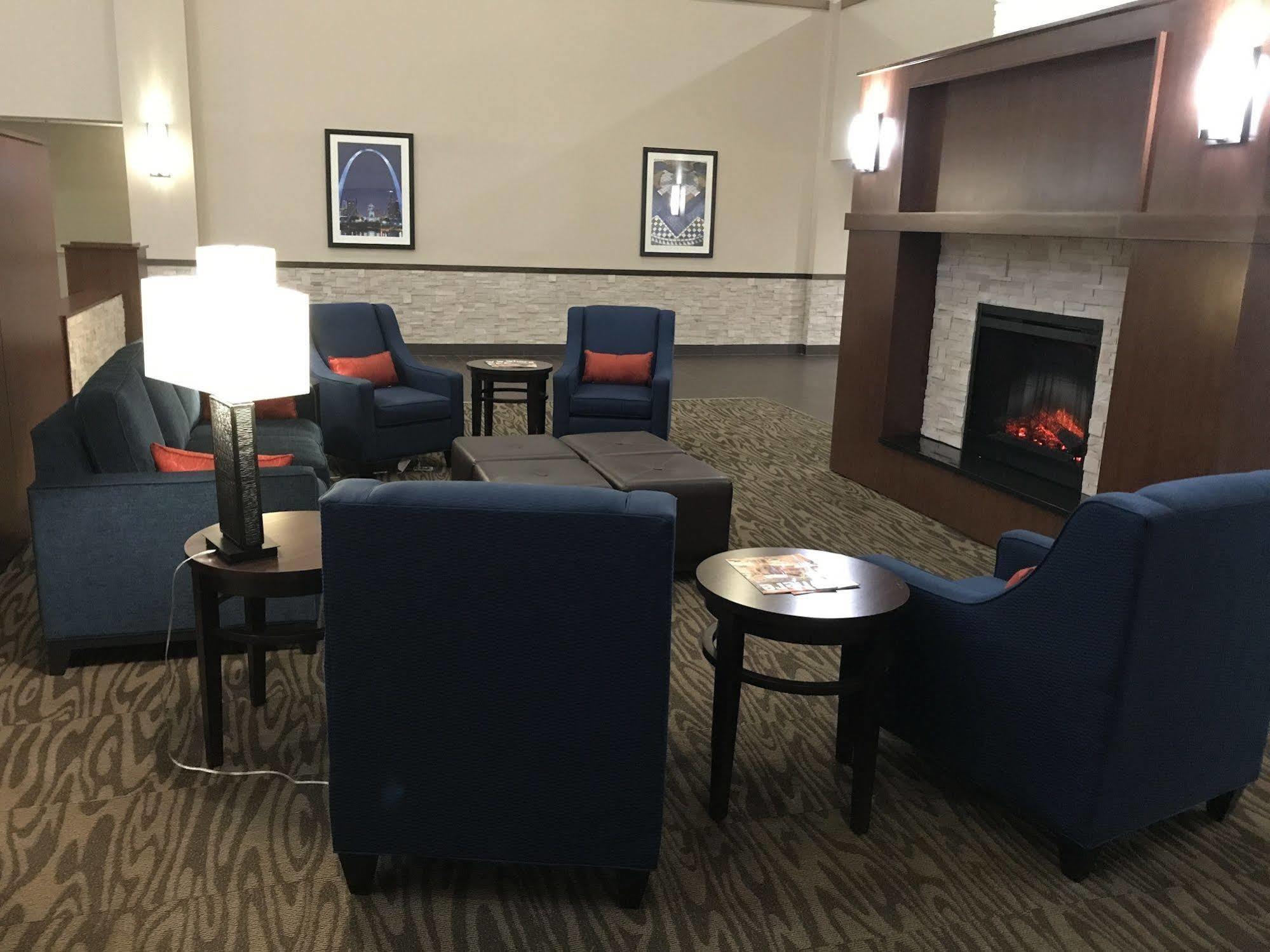 Inn Comfort Near St Louis
