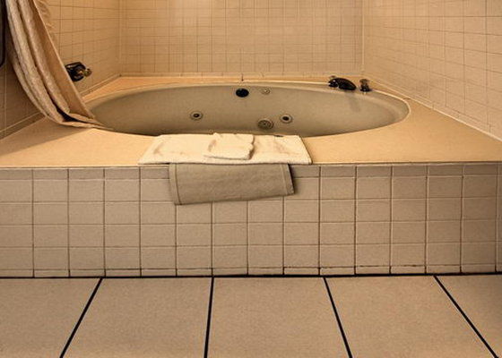 Inn Comfort Near St Louis 2*